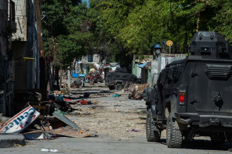  Guatemalan and Salvadorian forces arrive in Haiti to join fight against violent gangs