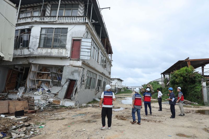  Voting begins in quake-ravaged Pacific nation of Vanuatu