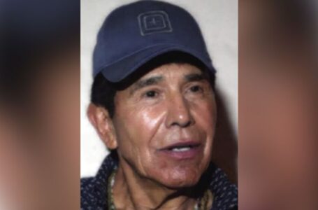 Mexico extradites notorious drug lord Rafael Caro Quintero and dozens of cartel members to the US