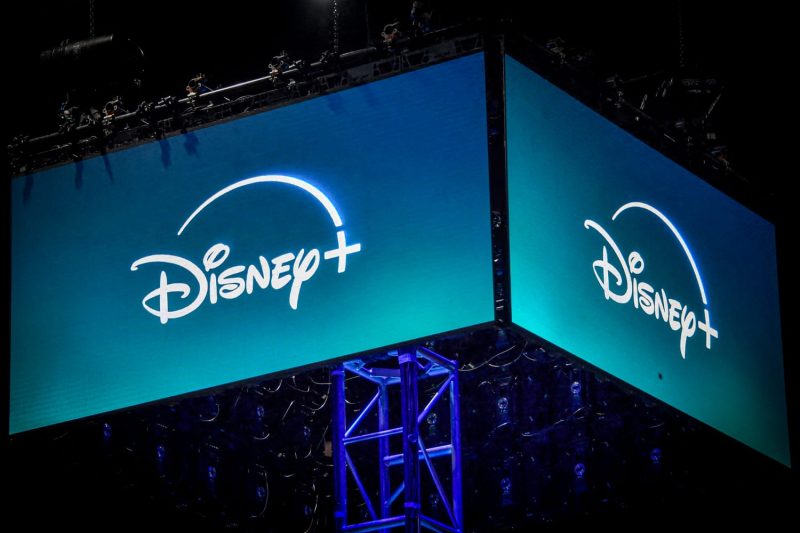  Disney tops quarterly profit estimates but starts to lose Disney+ streaming subscribers