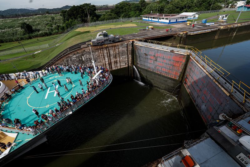  Panama denies State Department claim US government vessels can now transit canal for free