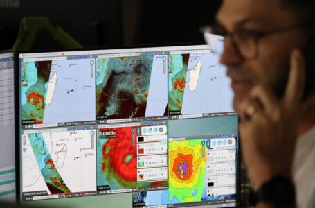 French island of Réunion on highest alert as tropical cyclone threatens direct hit